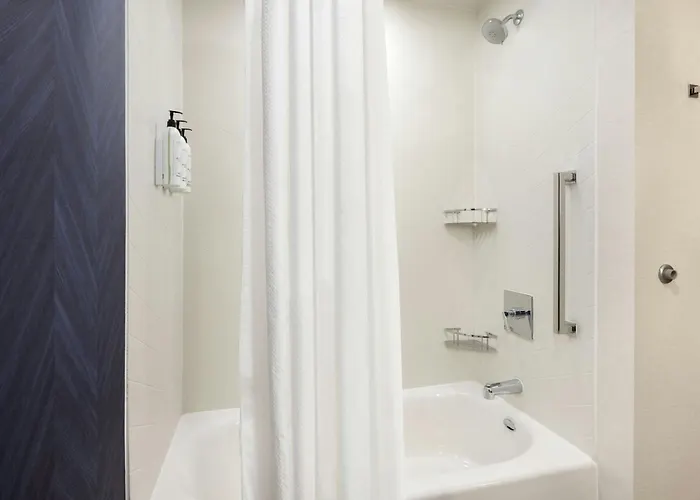 Fairfield Inn & Suites By Marriott Melbourne Beach