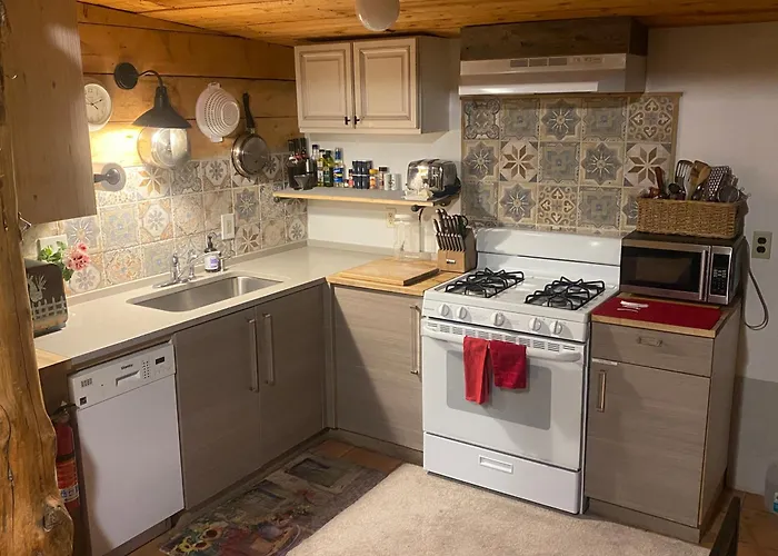 The Crestone Hideaway