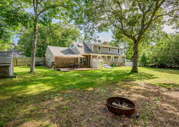 Family Pet-Friendly Cape Escape Near Beach