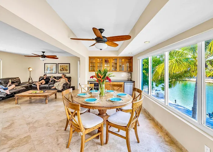 Waterfront Ocean Access Canal Kamp Key Homes