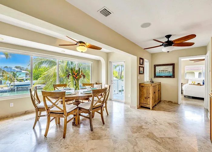 Waterfront Ocean Access Canal Kamp Key Homes