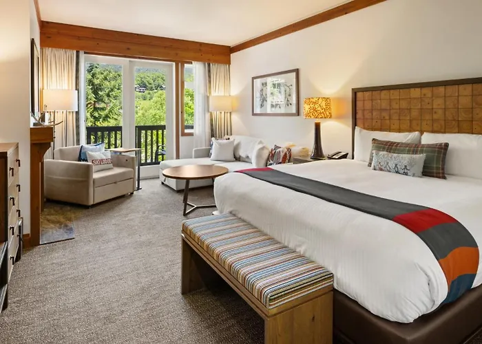 1326 Studio Lodge At Spruce Peak At Stowe Mt Resort Sleeps 4