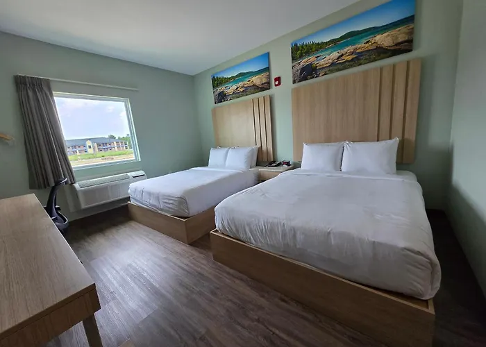 Red Lion Inn & Suites Adairsville