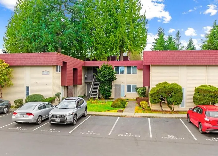 Cozy Work-Ready 1Br Condo Near Downtown