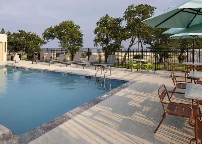 Hampton Inn By Hilton Gulfport Beach Boulevard