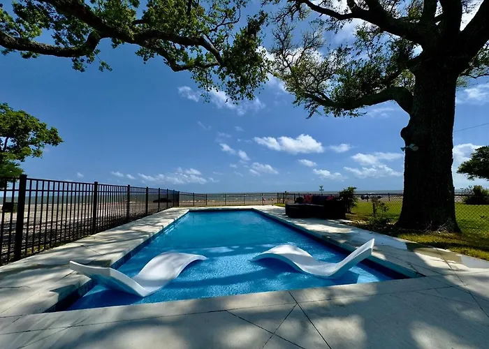 Zenith Beachfront Signature Stay