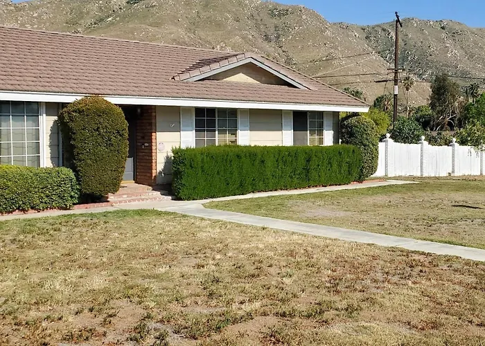 < 1 Mi To Uc Riverside! Extended Base For Families