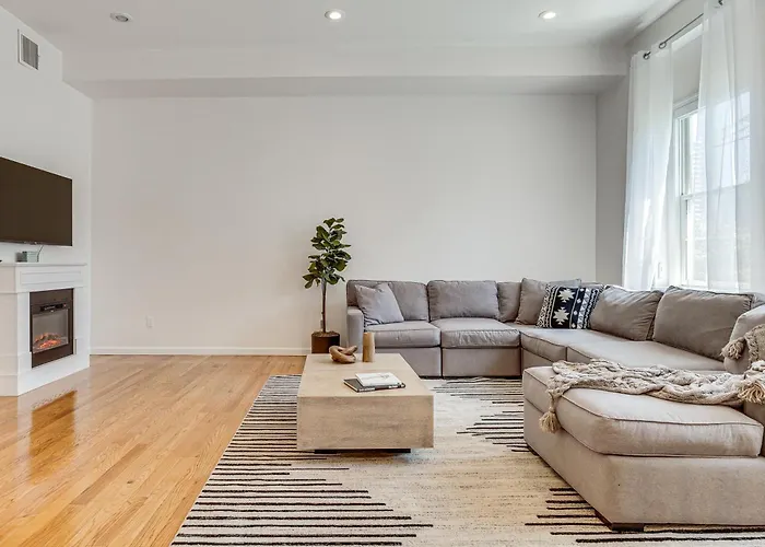 4 Mi To Beach & Dtwn! Charming Fairfield Home