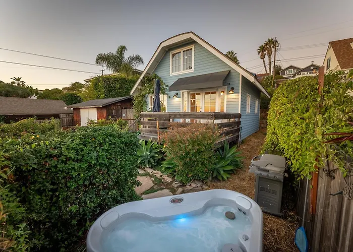 Poppy'S Ocean-View Cottage | Hot Tub, Dog-Friendly