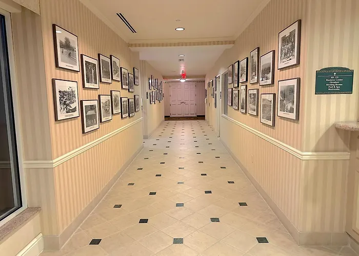 Arnot Grand Hotel & Suites