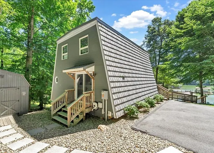 Chez At At - Lake Front & Private Dock
