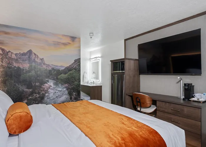 Zion Promenade Hotel