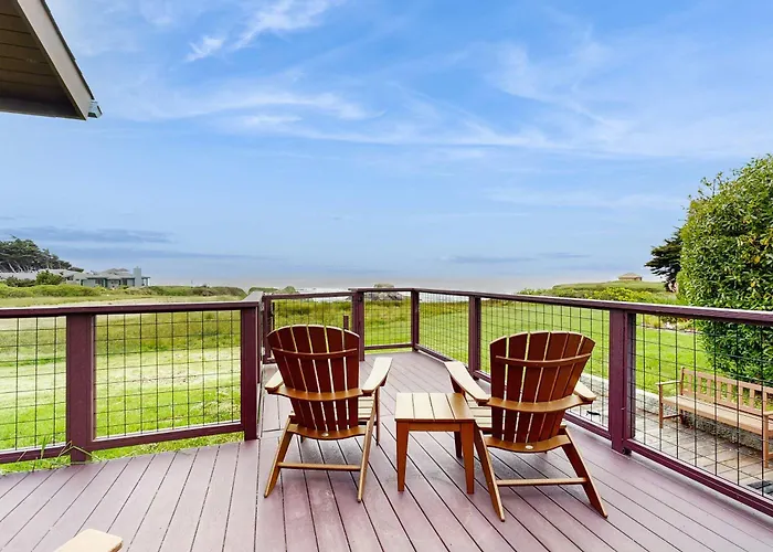 Mendocino Oceanfront Home - Hot Tub & Bbq
