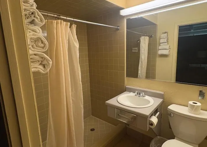 Oroville Value Suites