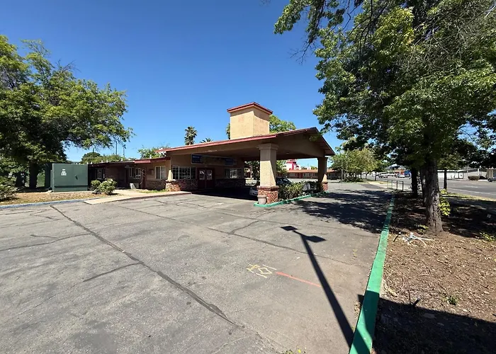 Oroville Value Suites