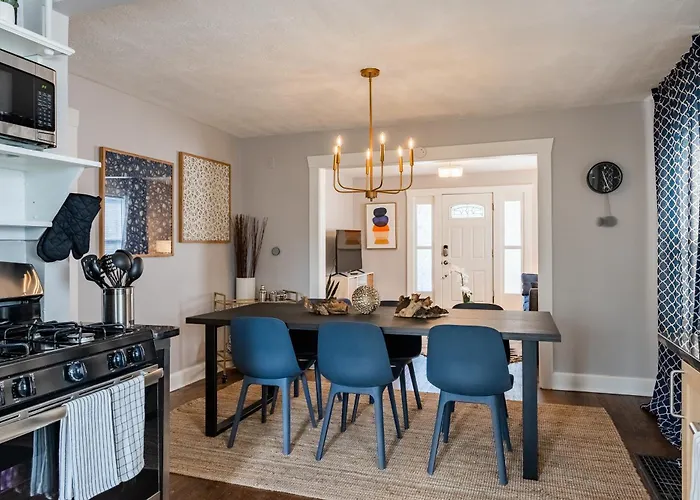 21 - 2Bd Retreat Near Ku Med 21