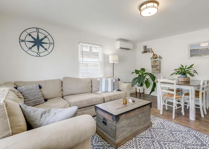 < 1 Mi To Dtwn Westerly! Walkable Coastal Escape
