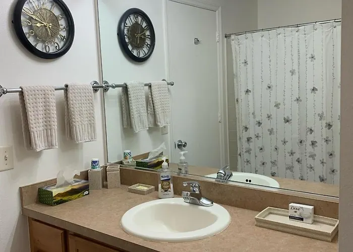 Patio Villa W Golf Cart Close To Lake Sumter Landing