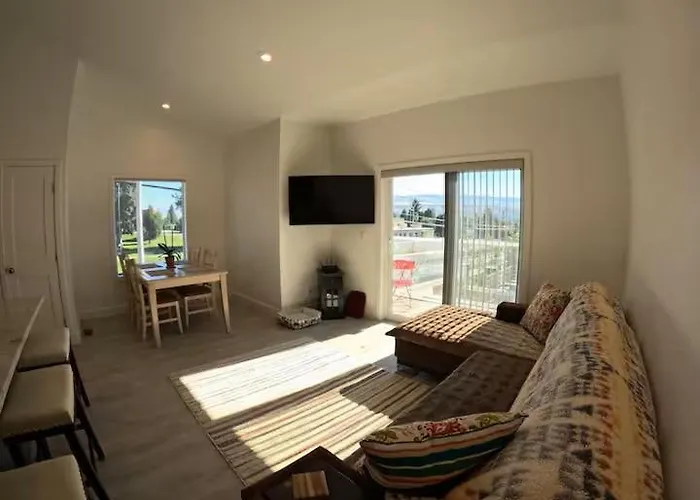 Private Townhomes With Ev Charger And Parking And Free Wi-Fi