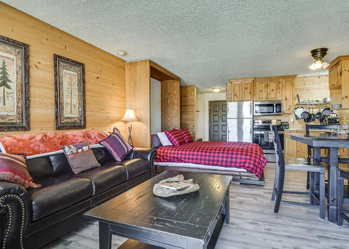 < 1 Mi To Granby Rodeo! Retreat W/ Pool & Hot Tub