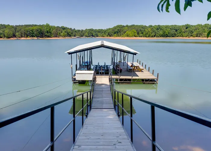 Dock W/ Deep Water Levels! Home On Lake Hartwell