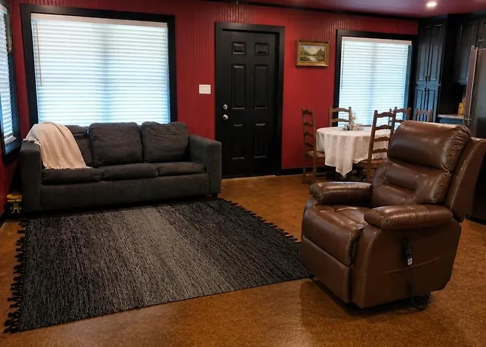 Toad-Ally Cozy Cottage - Conway Getaway