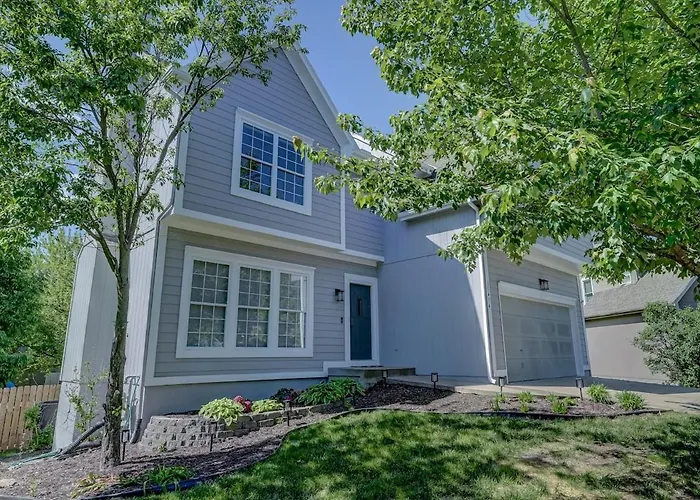 Olathe Lux Retreat 4 Bedroom Olathe Home 4 Bath 2K 3Q Sleeps10