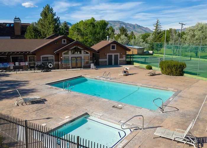 Lakeside Cove Retreat Ls18Hot Tub Pool Pineview