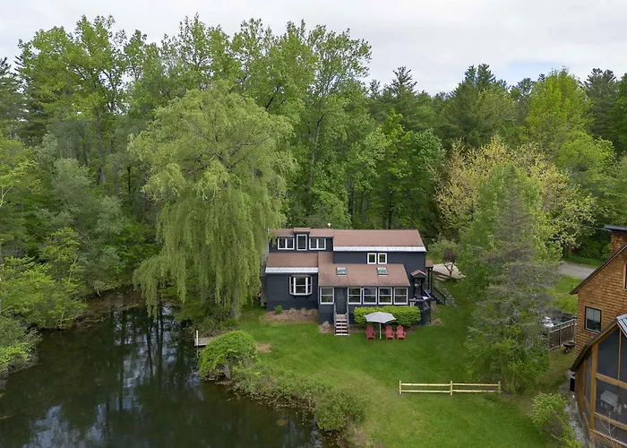 Lakeside Estate 2 Homes For Family Gatherings