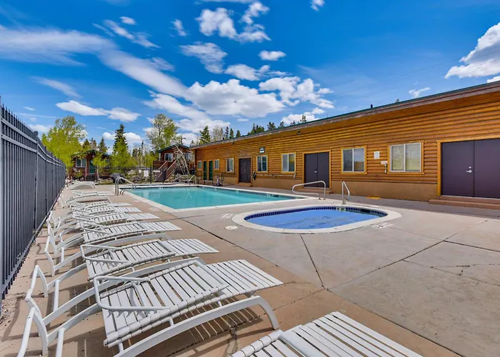Hike, Fish & Ride Atvs! Forest-View Unit In Kamas