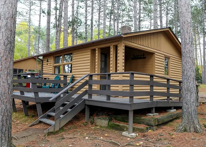 Cozy Lakefront Honeymoon Cabin With Fireplace & Marina Access Near Babbitt, Minnesota
