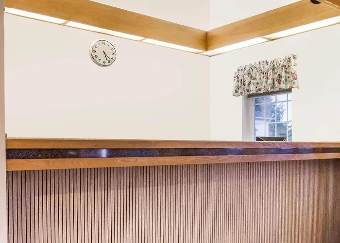 Days Inn By Wyndham Ocean Shores