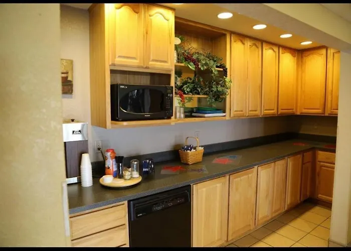 Americas Best Value Inn & Suites Bluffton