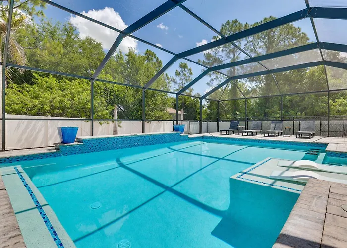 Tropical Oasis In Lehigh Acres: Great For Groups!