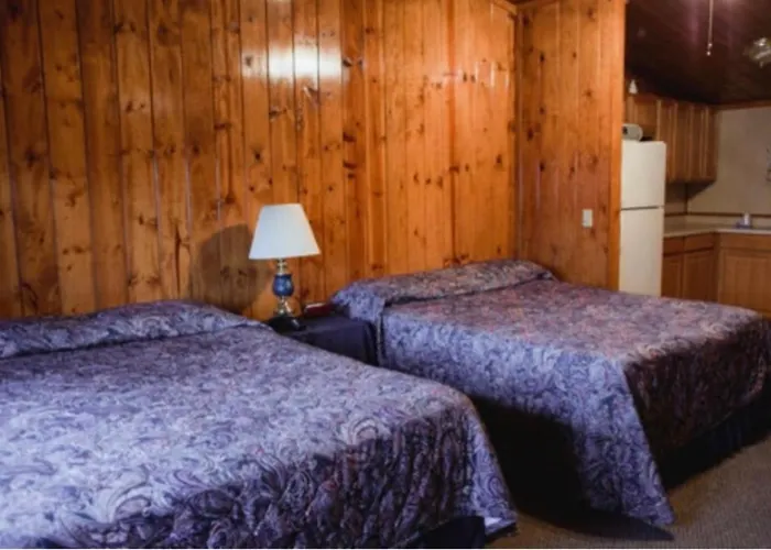 Covered Bridge Motel