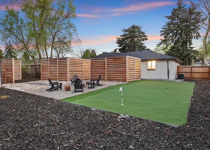 New Hot Tub - Putt Putt - Family Friendly Home