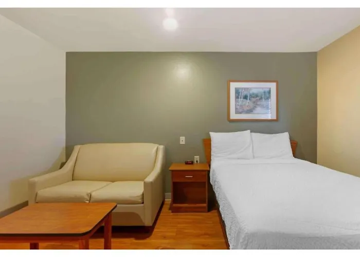 Motel 6 Suites Birmingham Pelham, Al