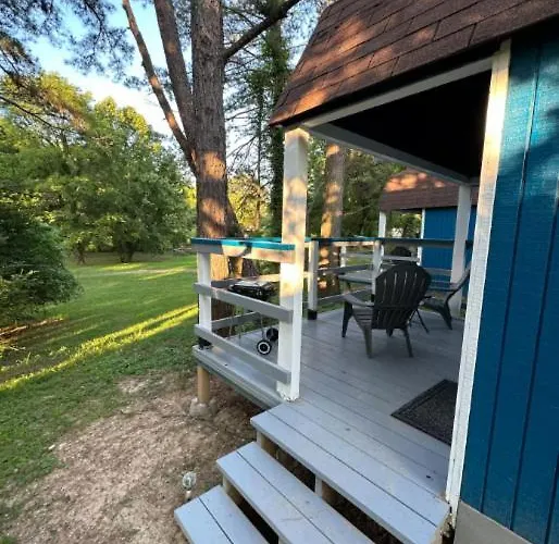 Montana Cabin At Crater Diamonds