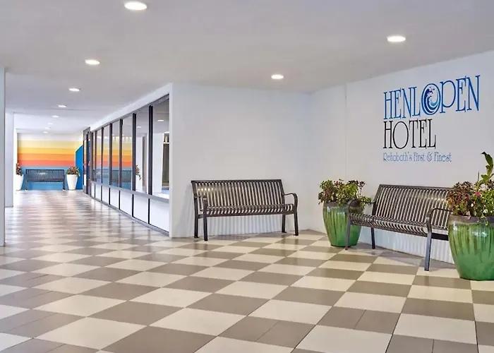 Henlopen Oceanfront Hotel