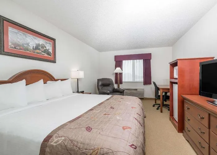 Baymont By Wyndham Marshfield