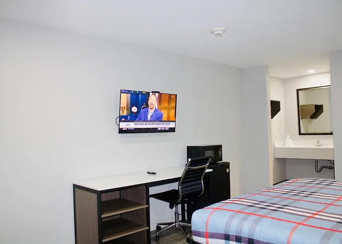 Homestay Inn & Suites