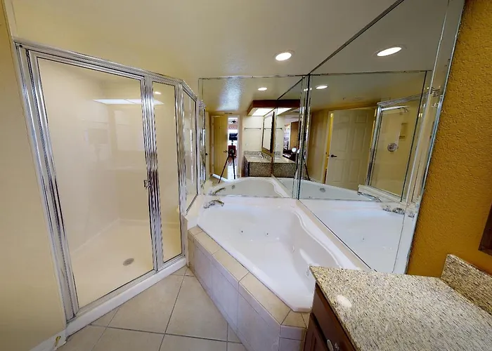 Westgate Lakes Resort & Spa