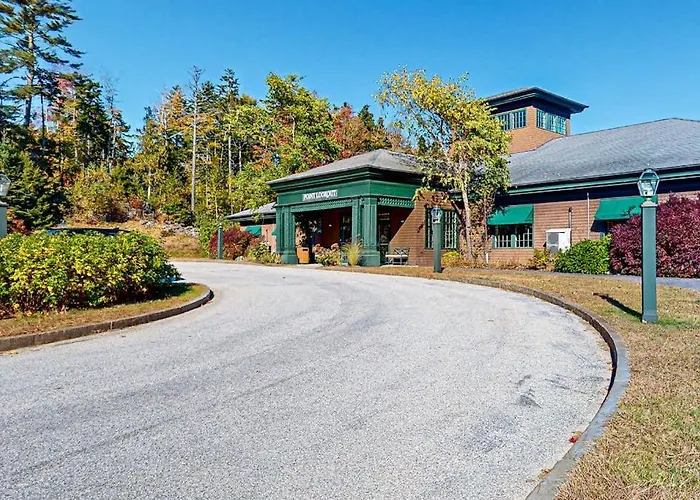 Dog-Friendly Nature Lovers Retreat With Fireplace, Wifi, Ac & Playground