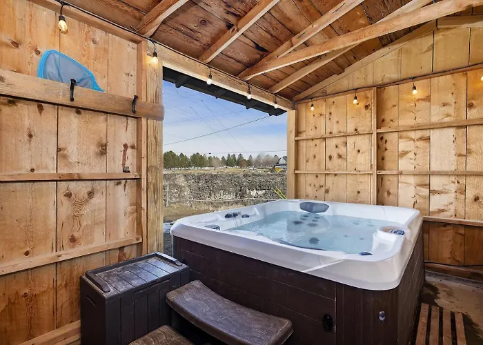 Rock Creek Canyon 1Br, Hot Tub, Sauna, Fire Pit