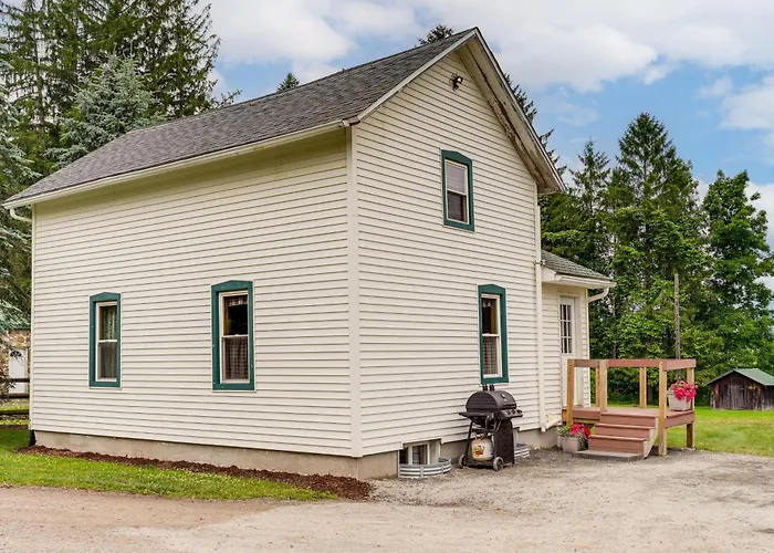'The Little Farmhouse' Wellsboro Getaway