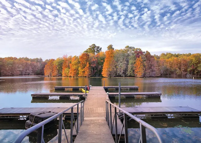 Wyndham Lake Marion Eight 8Br Apartments
