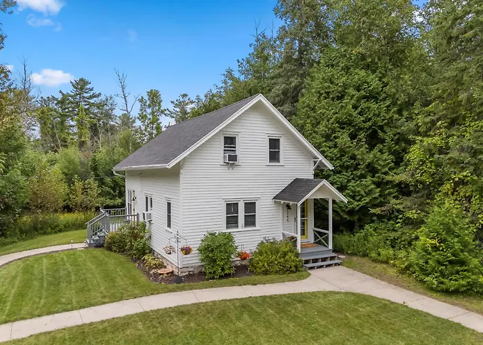 Ephraim Retreat- Secluded Getaway Near Village