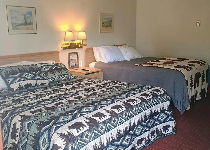 Two Medicine Inn And Resort