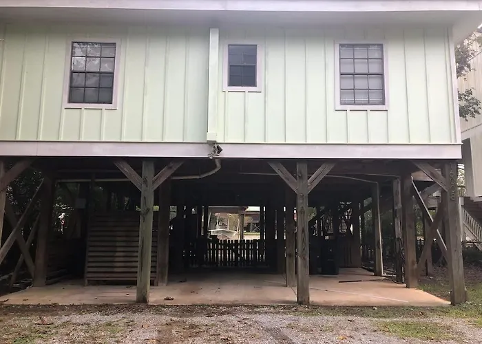 Got It Reel River House