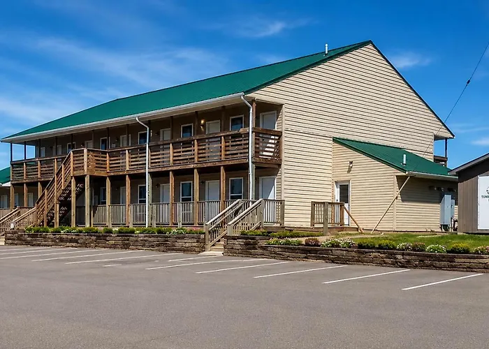 Tumbleweed Inn & Suites